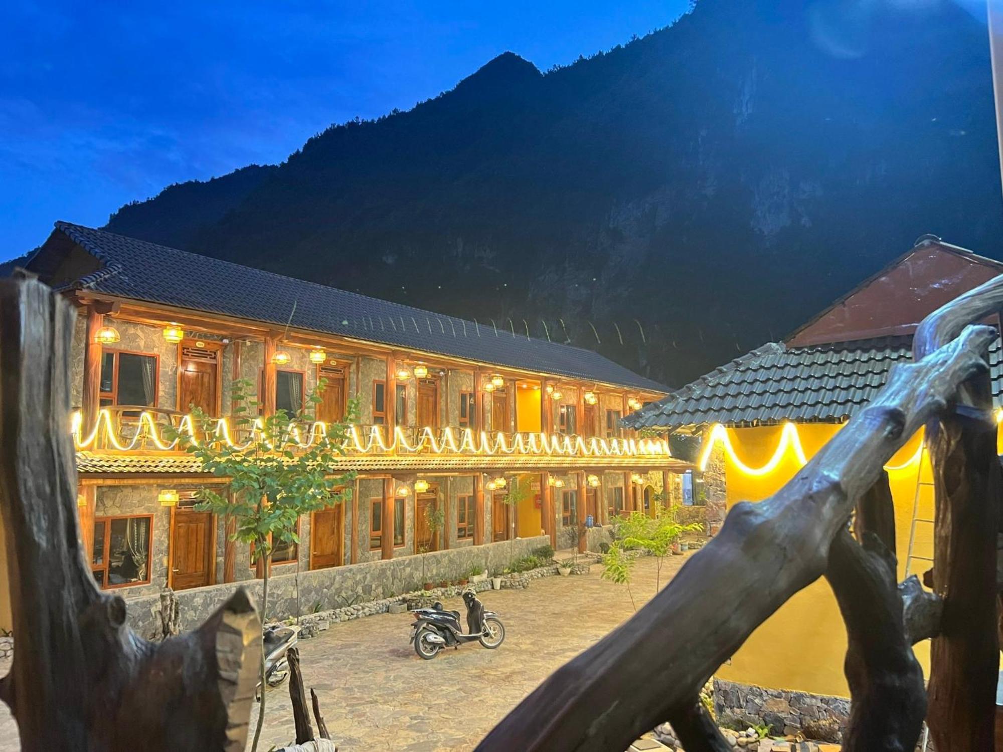 Cao Nguyen Da Homestay Meo Vac Exterior photo